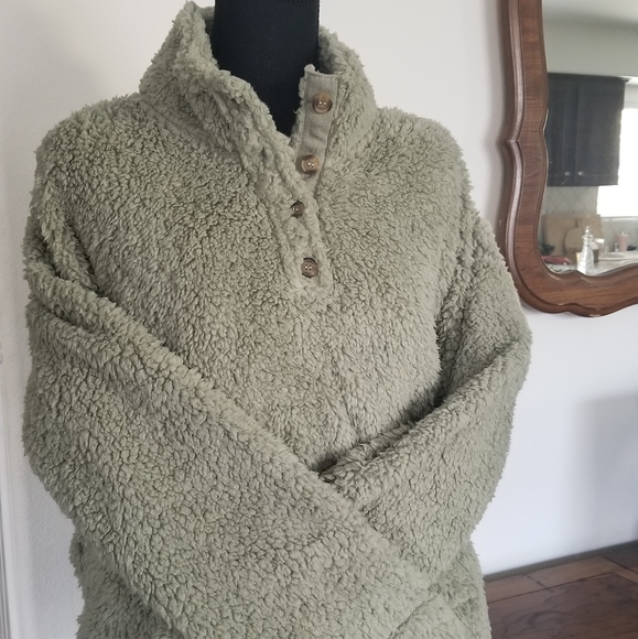 Fleece pullover size medium - Picture 4 of 6